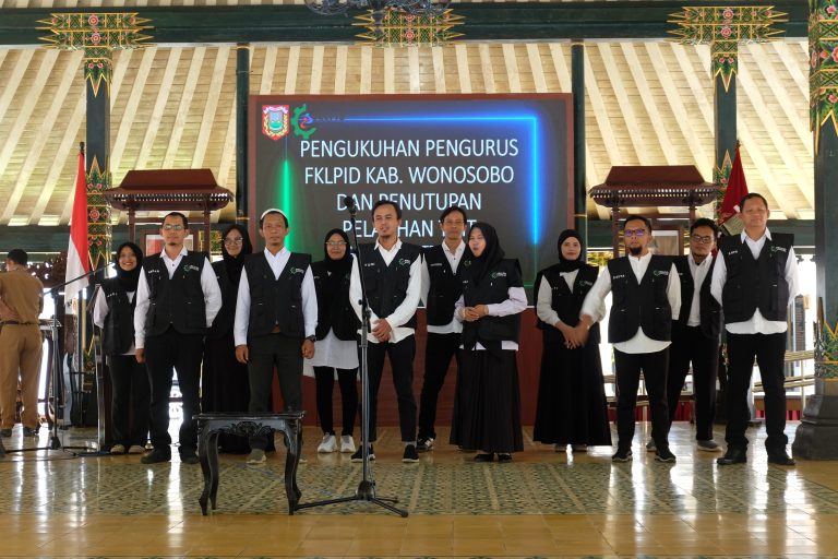 Pelantikan Pengurus FKLPID 2023-2027 – Sinergi
